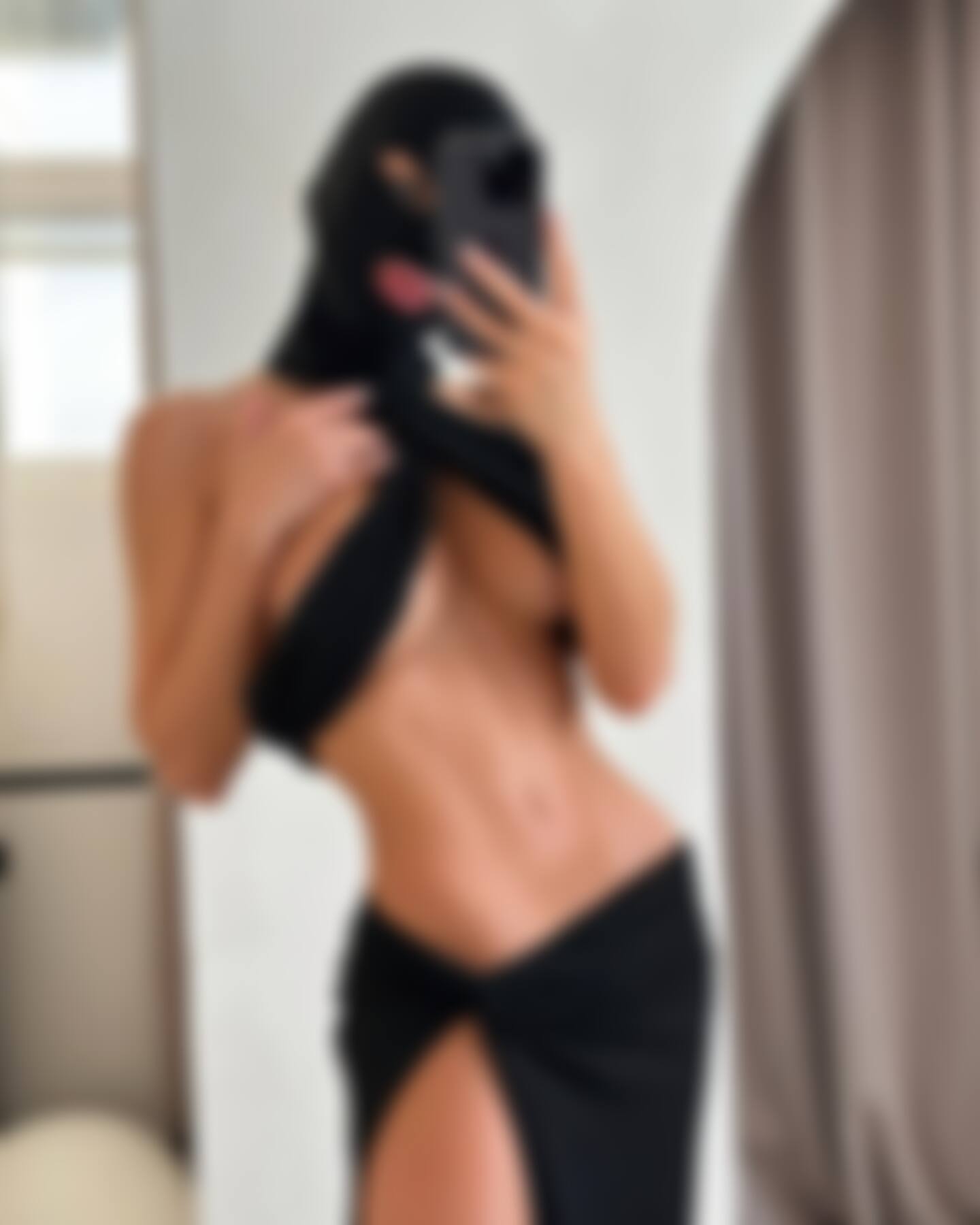 Наталья Гюбнер на мероприятии о красоте