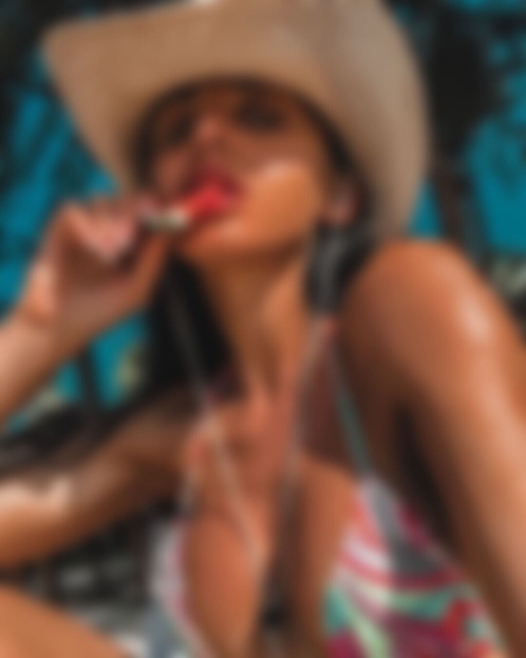 Вера на теннисном корте